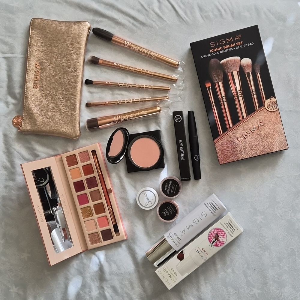 Sigma cosmetics lot